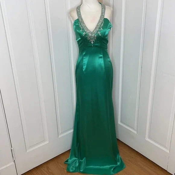 Sean Collection X•Press Fornal Dress - Picture 1 of 9